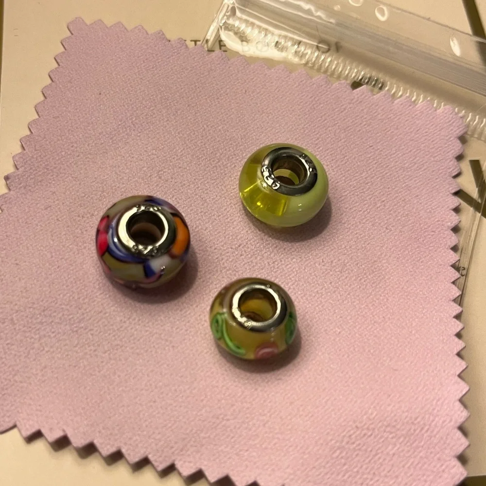 .925 sterling silver‎ Charm